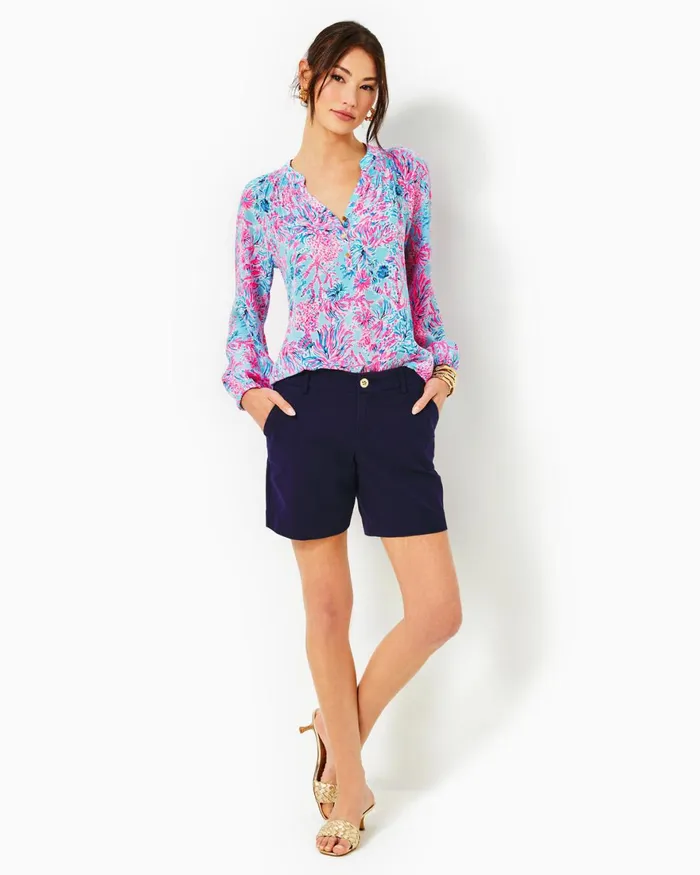 Bottoms Women Lilly Pulitzer 7034 Shara MidRise Stretch Short True Navy Bottoms Women Lilly Pulitzer 7034 Shara MidRise Stretch Short True Navy