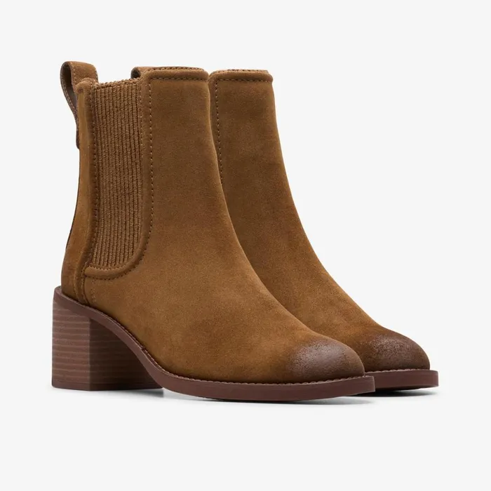 Clarks Ankle Boots Chamberly Top Walnut Suede 8211 Women