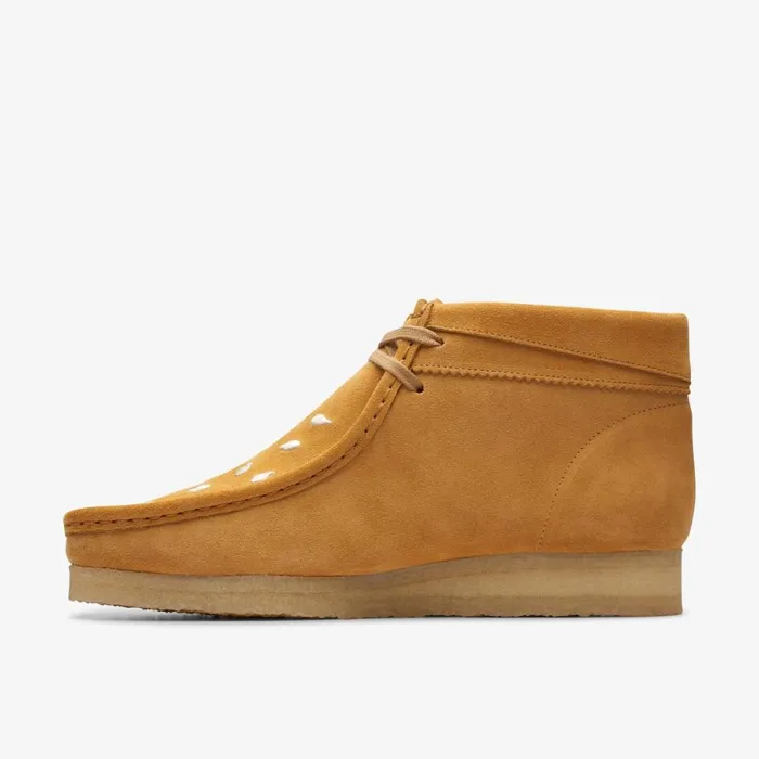 Clarks Ankle Boots Wallabee Boot Tan Embroidery 8211 WomenMen