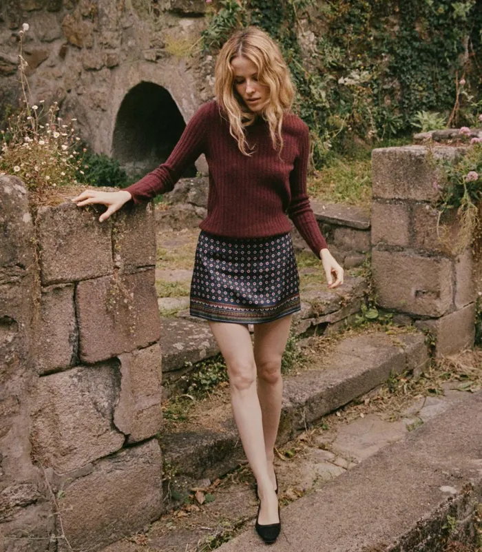 DEN Knitwear Women Hyeres Cashmere Sweater Dark Garnet
