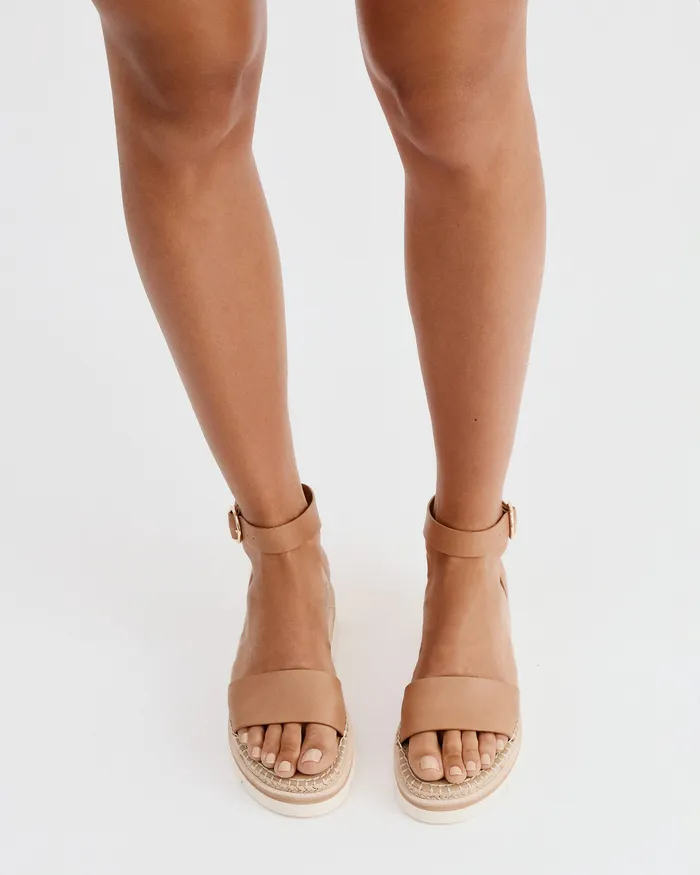 FLAT SANDALS Ivy flat sandals tan leather jomercer Women FLAT SANDALS Ivy flat sandals tan leather jomercer Women