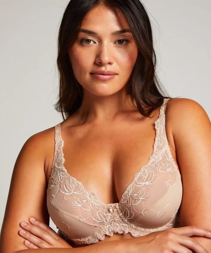 Hunkemller Diva NonPadded Underwired Bra 8211 Beige Beige 8211 Women Hunkemller Diva NonPadded Underwired Bra 8211 Beige Beige 8211 Women