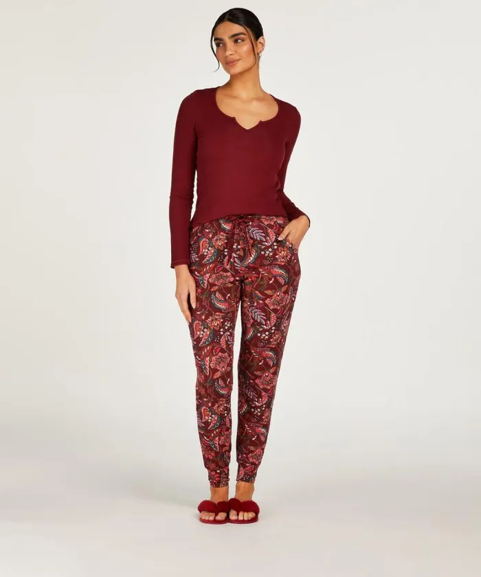 Hunkemller Top Vneck Long Sleeves 8211 Red Red 8211 Women Hunkemller Top Vneck Long Sleeves 8211 Red Red 8211 Women