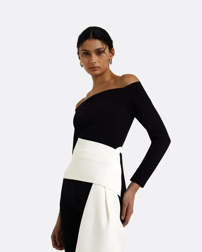 Icons Women Colette Monochrome Top Black Safiyaa