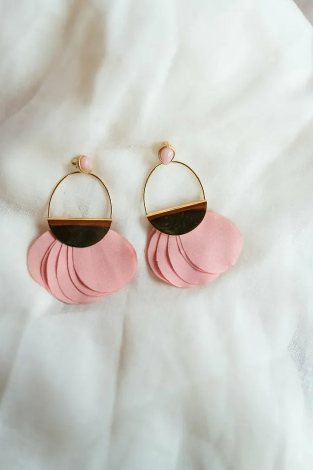 Jewelry and Accessories Earrings Easy Clothes Pink And Golden Molie Earrings