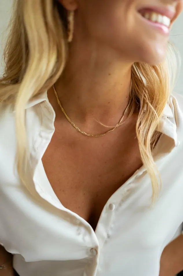 Jewelry and Accessories Necklaces Easy Clothes Golden Jesta Necklace