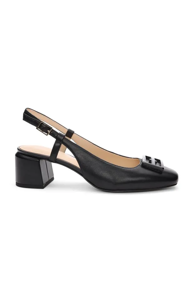 Liverpool Los Angeles Flats GETTY SLINGBACK WITH LOGO MEDALLION Black 8211 Womens