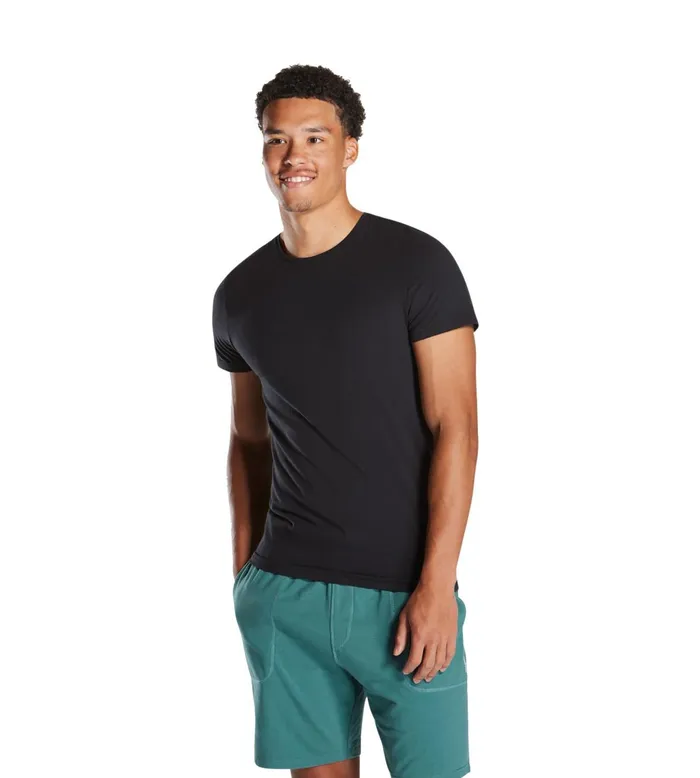 Men Ready For Everything Supersoft Crew Neck Undershirt Black Shirt 2 Pack 1005360001 Pair Of Thieves Crew Necks