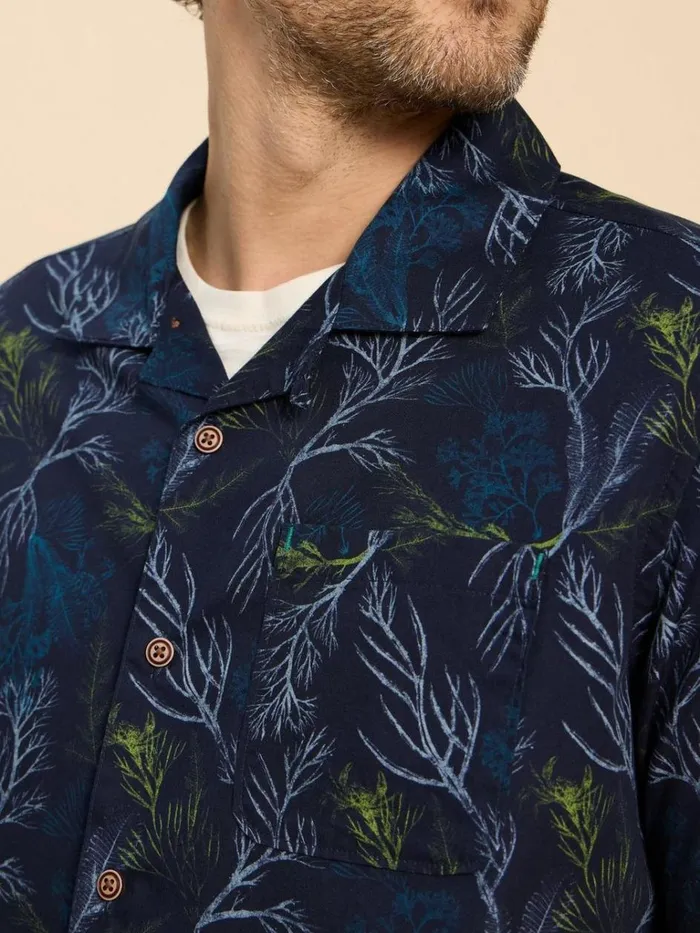 Men SHIRTS White Stuff Crab Printed SS Shirt Navy Print