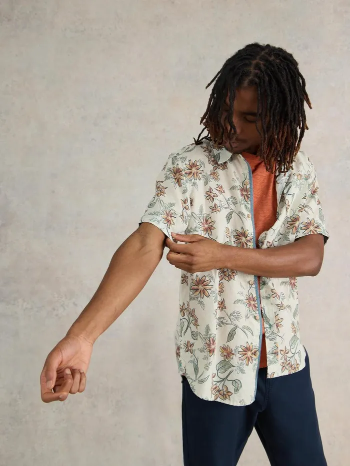 Men SHIRTS White Stuff Floral Printed SS Shirt Natural Print Men SHIRTS White Stuff Floral Printed SS Shirt Natural Print