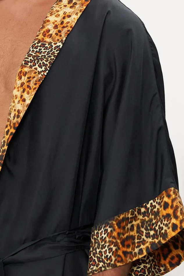 MID LENGTH ROBE SURREALIST XANADU Surrealist Xanadu Mens Camilla Robes