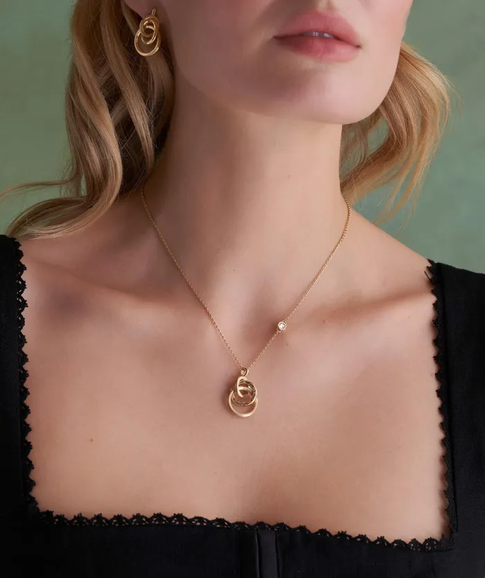 Olivia Burton Necklaces Women Encircle Gold Plated Pendant Necklace