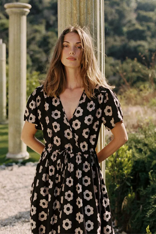 Petite Sizing The Dawn Dress Petites Noir Daisy 8211 Christy Dawn Women Petite Sizing The Dawn Dress Petites Noir Daisy 8211 Christy Dawn Women
