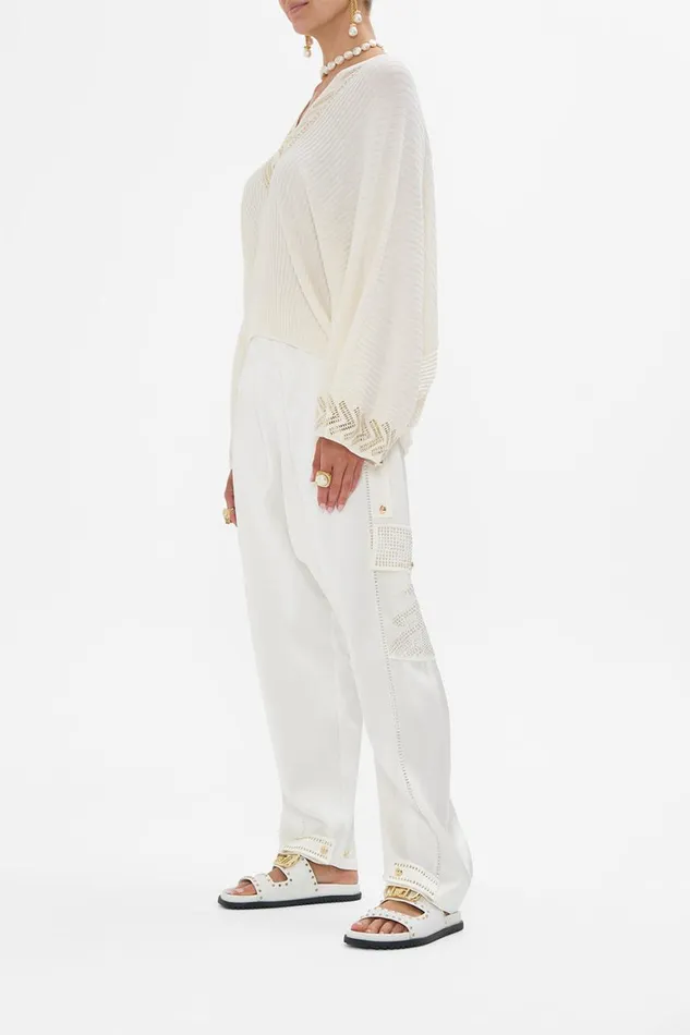 RELAXED V NECK KNIT TOP VALLEY OF THE QUEENS Valley Of The Queens Womens Camilla Knitwear