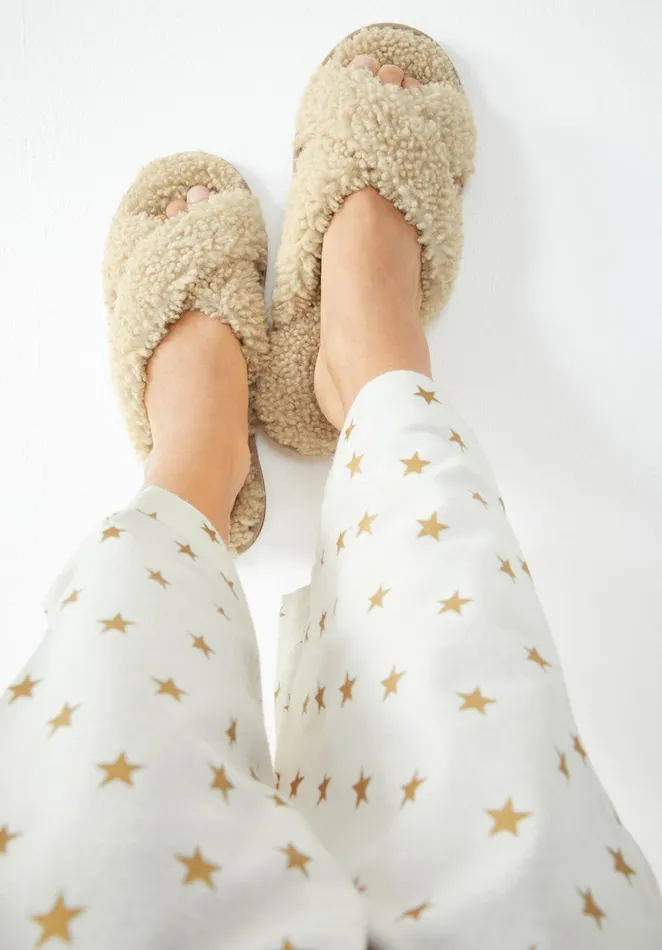 Slippers Women Hush Amble Teddy Slippers Beige