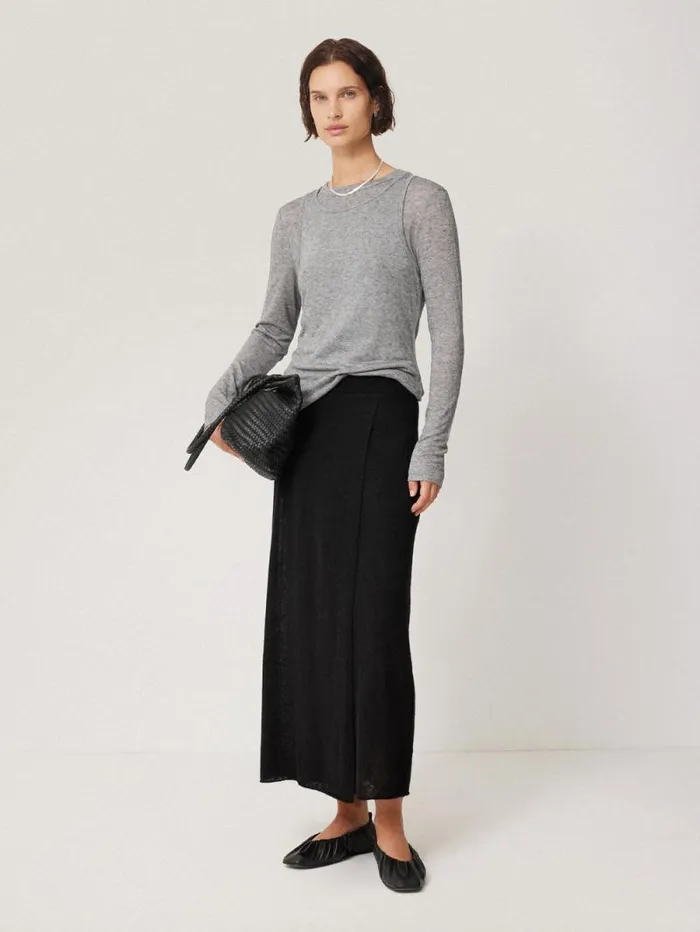 Soft Gauzy Knit Skirt Black Women Jigsaw Skirts