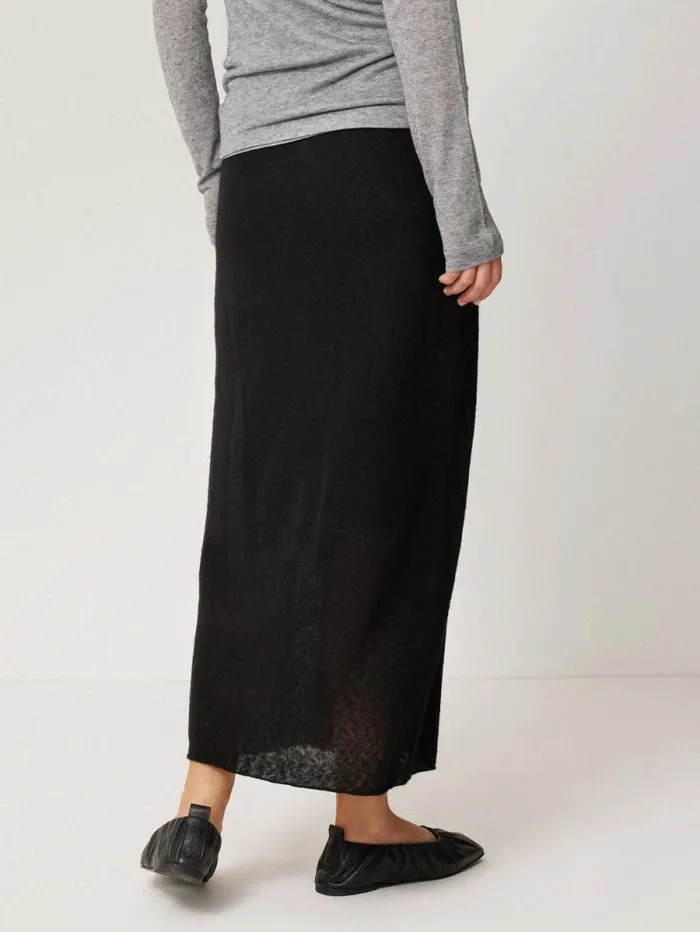 Soft Gauzy Knit Skirt Black Women Jigsaw Skirts