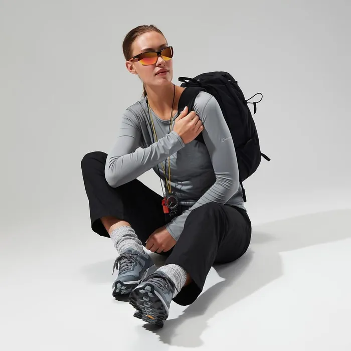Technical Baselayers Women Berghaus Voyager Tech Tee Long Sleeve Crew 8211 GreyLight Grey