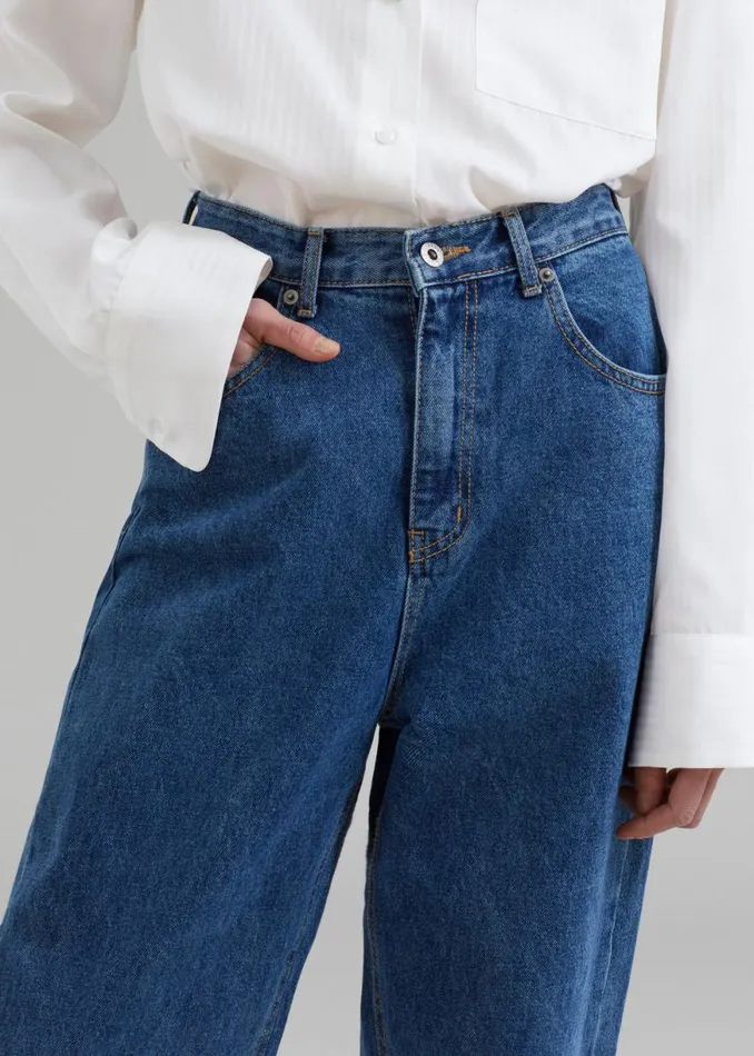 The Frankie Shop Alabama Jeans 8211 Medium Wash Shop Denim