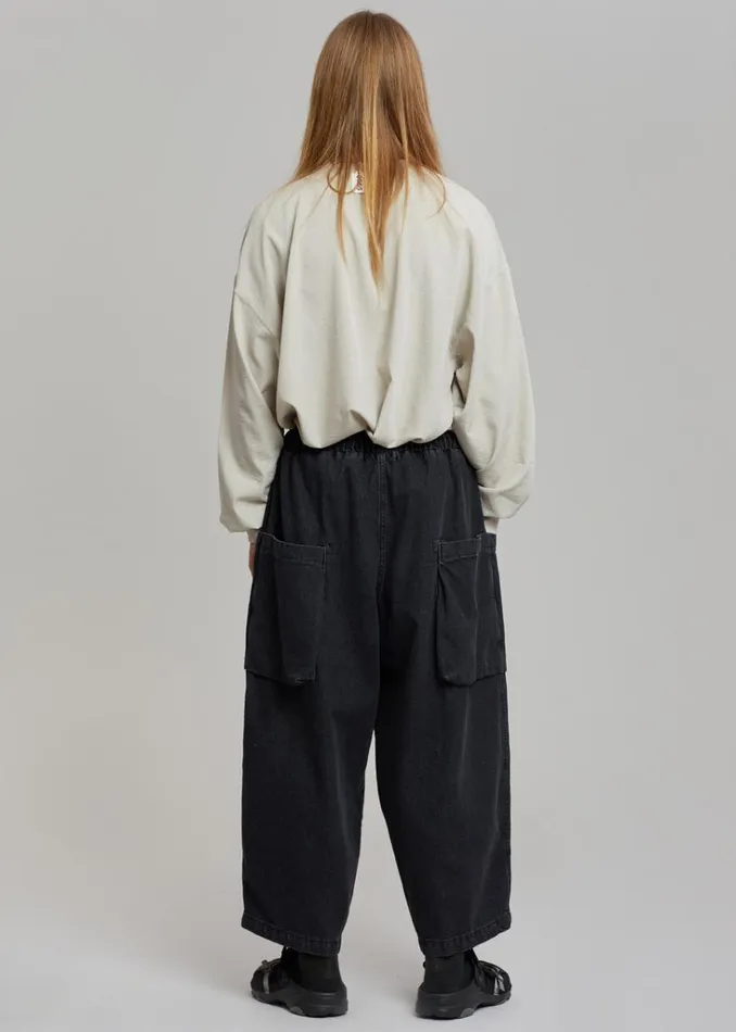 The Frankie Shop Cliff Denim Balloon Pants 8211 Black Shop Clothing