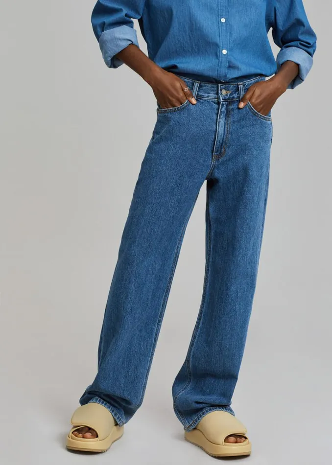 The Frankie Shop Hari Straight Jeans 8211 Dark Indigo Shop Denim