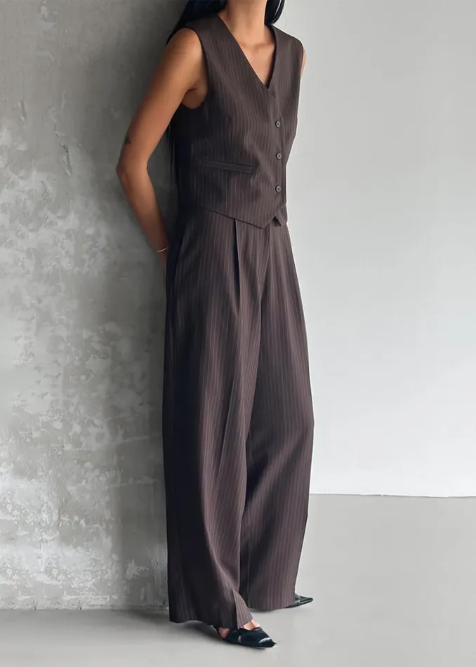 The Frankie Shop Ivey Pintuck Trousers 8211 BrownWhite Pinstripe Shop Clothing