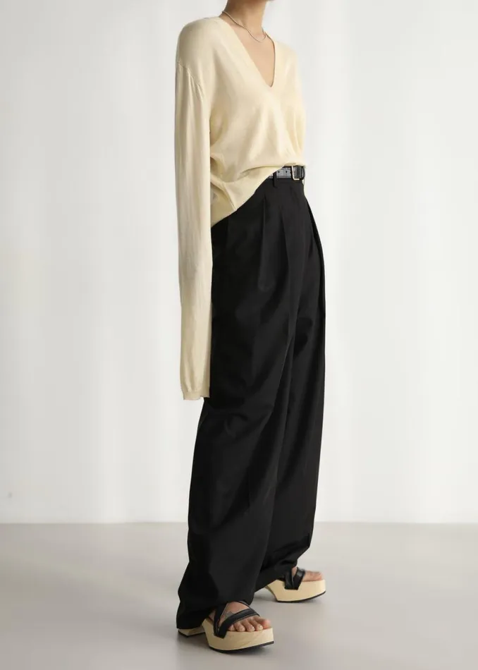 The Frankie Shop Juro VNeck Knit 8211 Butter Shop Knitwear