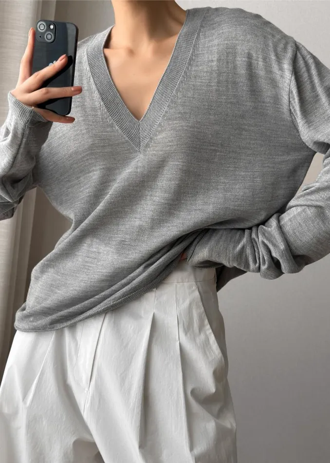The Frankie Shop Juro VNeck Knit 8211 Grey Shop Knitwear