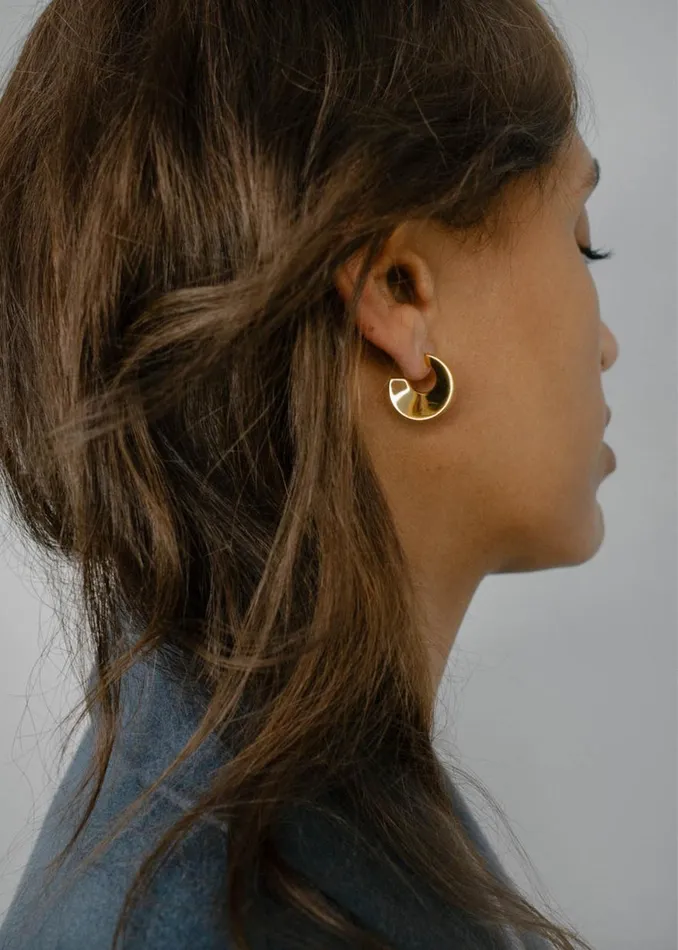 The Frankie Shop Otiumberg Arc Chunky Hoops 8211 Gold Vermeil Shop Accessories