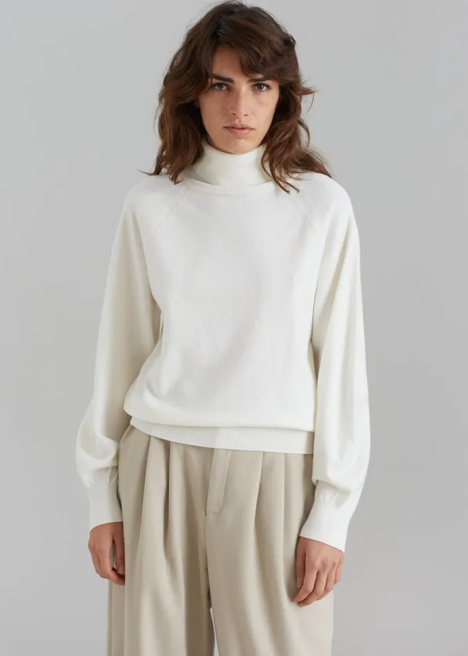 The Frankie Shop Variel Turtleneck Sweater 8211 Cream Shop Knitwear