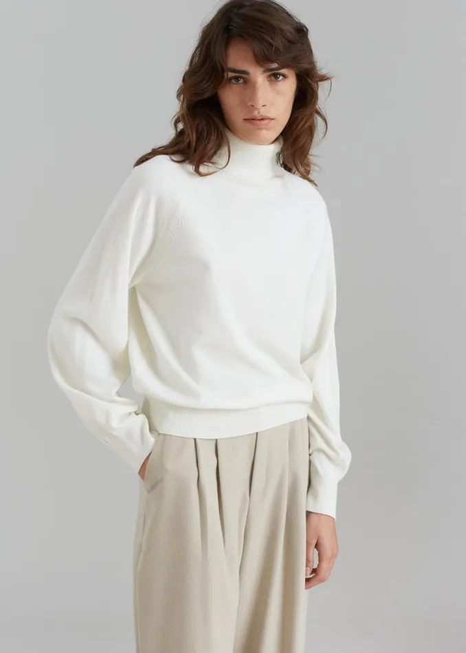 The Frankie Shop Variel Turtleneck Sweater 8211 Cream Shop Knitwear