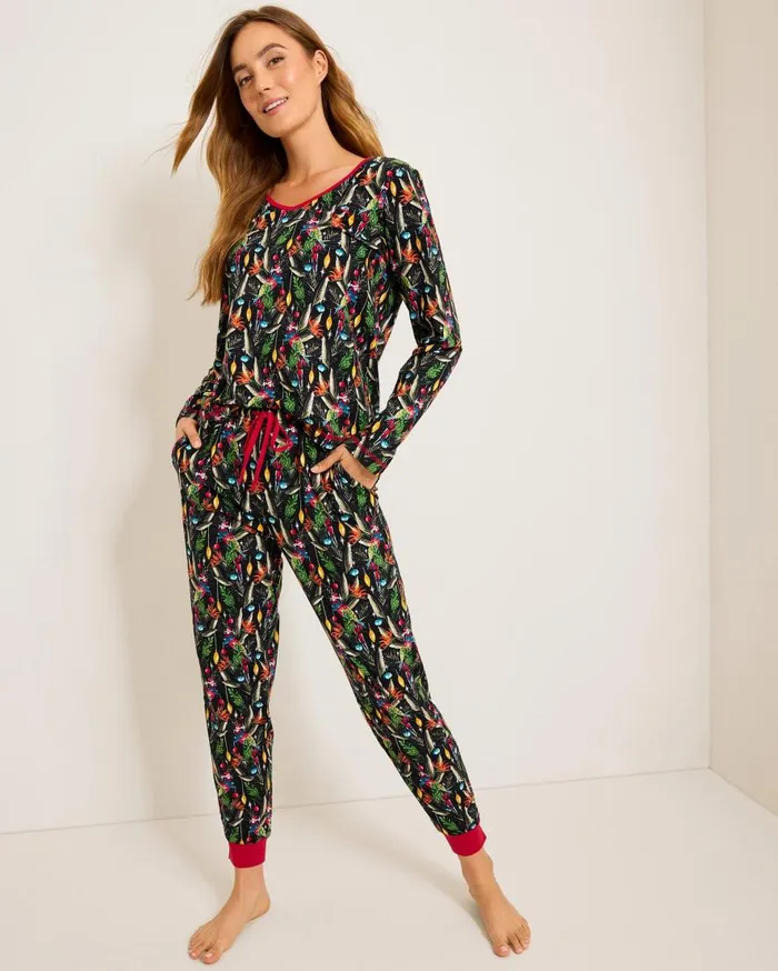 Tommy Bahama Sleepwear Holiday Parrot VNeck and Pants Family Pajama Set Poinsettia Red 8211 Women Tommy Bahama Sleepwear Holiday Parrot VNeck and Pants Family Pajama Set Poinsettia Red 8211 Women