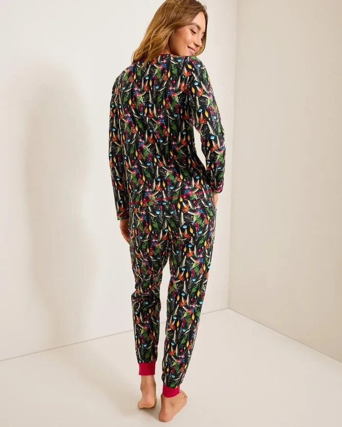 Tommy Bahama Sleepwear Holiday Parrot VNeck and Pants Family Pajama Set Poinsettia Red 8211 Women Tommy Bahama Sleepwear Holiday Parrot VNeck and Pants Family Pajama Set Poinsettia Red 8211 Women