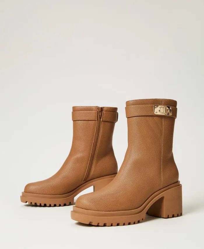 Twinset Boots And Ankle Boots Ankle Boots With Logo Plate Chocolate Malt 8211 Shoes