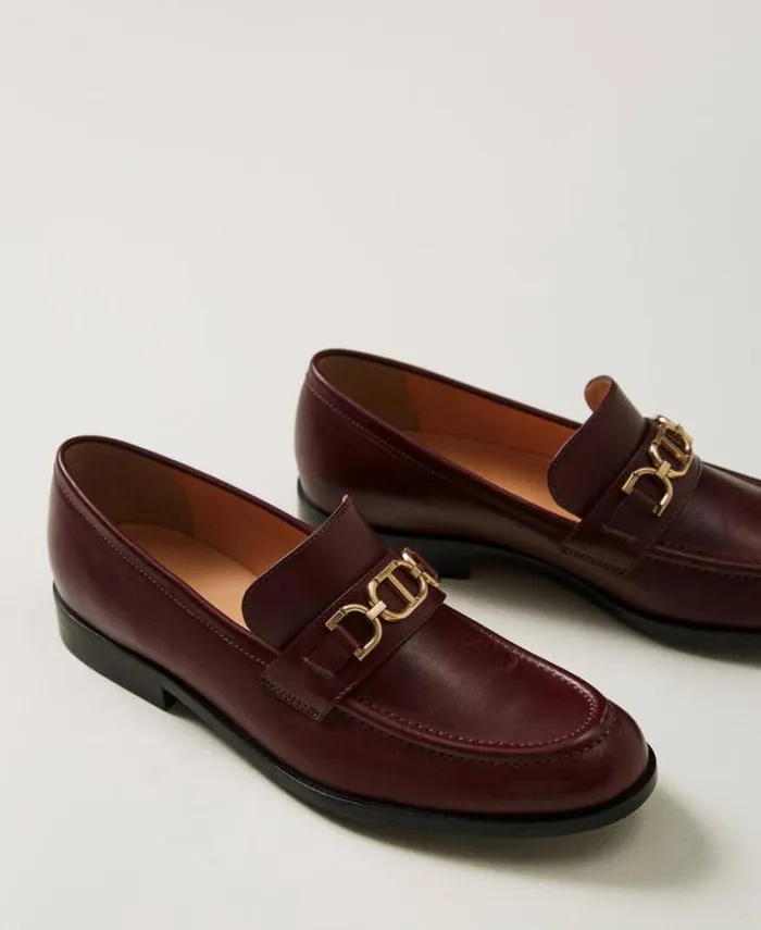 Twinset Flat Shoes Leather Loafers With Oval T Clasp Bordeaux 8211 Shoes