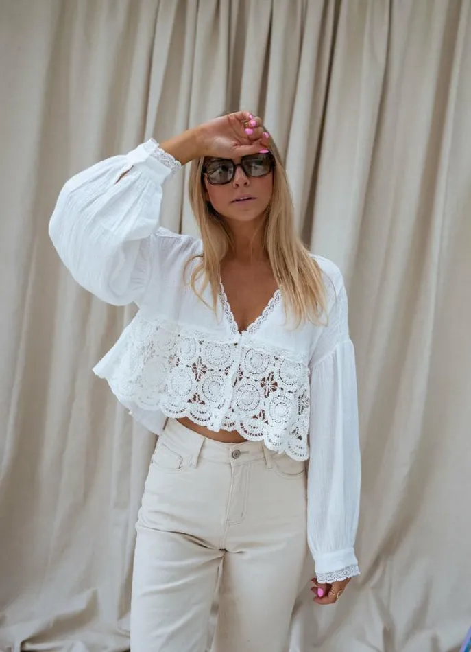 Women039s Clothing Blouses Easy Clothes Ecru Aldo Blouse Women039s Clothing Blouses Easy Clothes Ecru Aldo Blouse