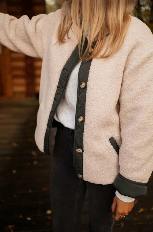 Women039s Clothing Coats Easy Clothes Beige And Green Billy Coat