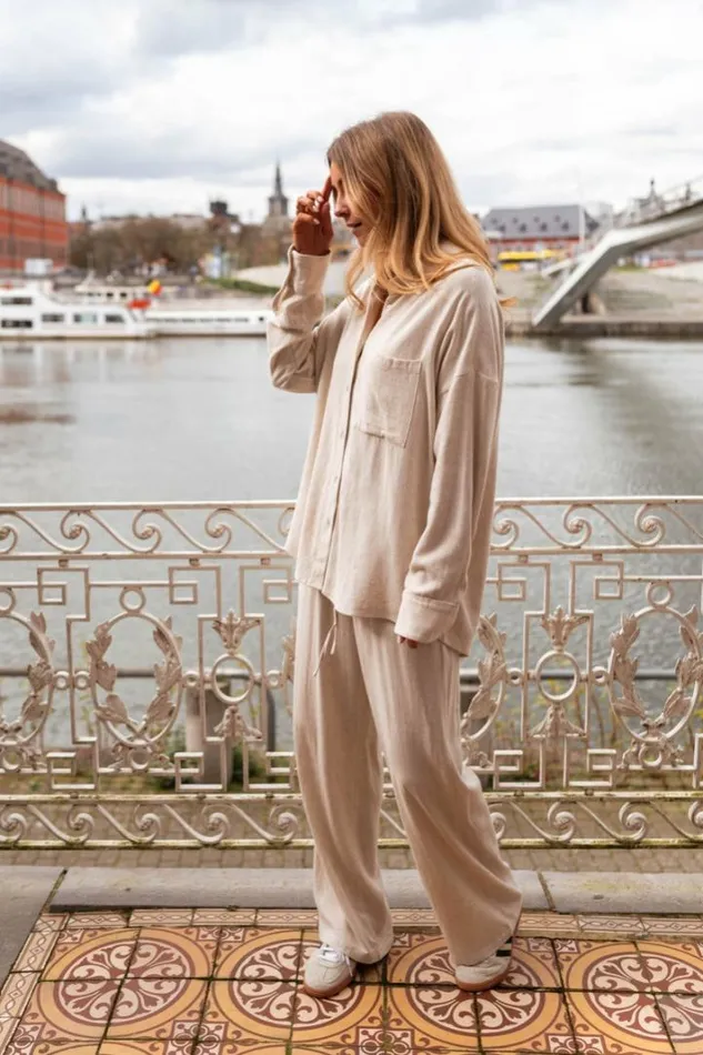 Women039s Clothing Shirts Easy Clothes Beige Kate Shirt