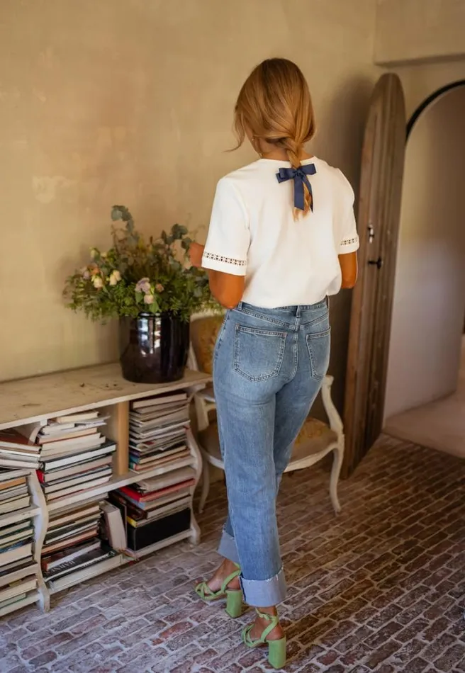 Women039s Clothing Tshirts Easy Clothes White Embroidered Romina TShirt White Women039s Clothing Tshirts Easy Clothes White Embroidered Romina TShirt White