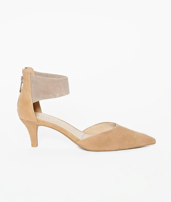 Women Cam Low Heel 8211 Latte Pelle Moda Low Heels