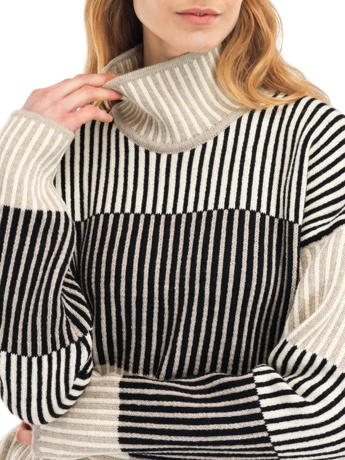 Women Dale Of Norway Turtleneck Skarstind Sweater