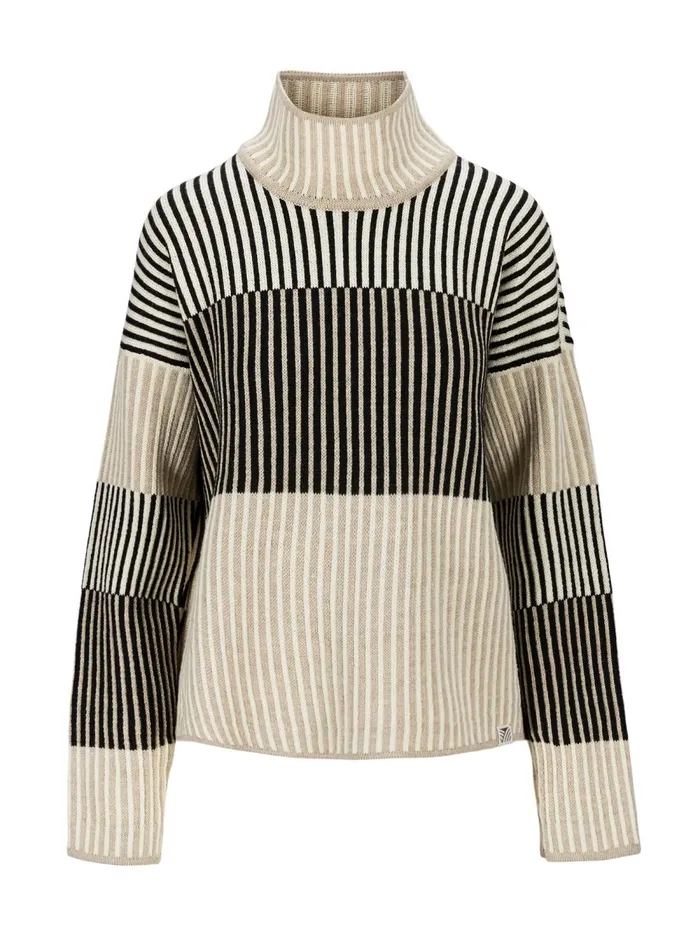 Women Dale Of Norway Turtleneck Skarstind Sweater