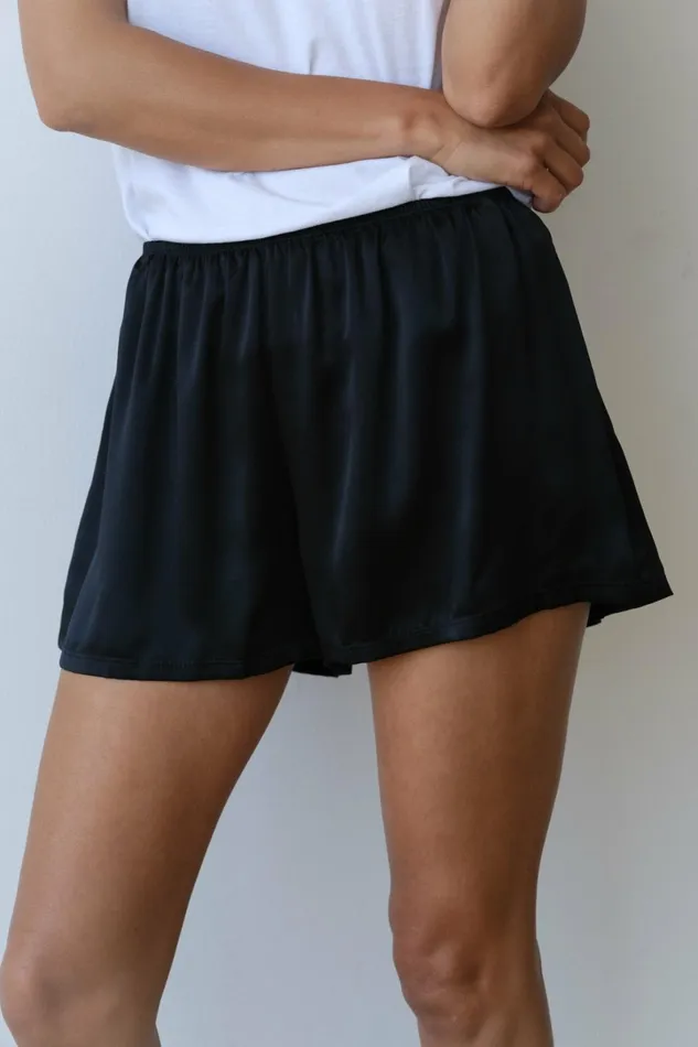 Women DONNI Bottoms The Silk Tap Short
