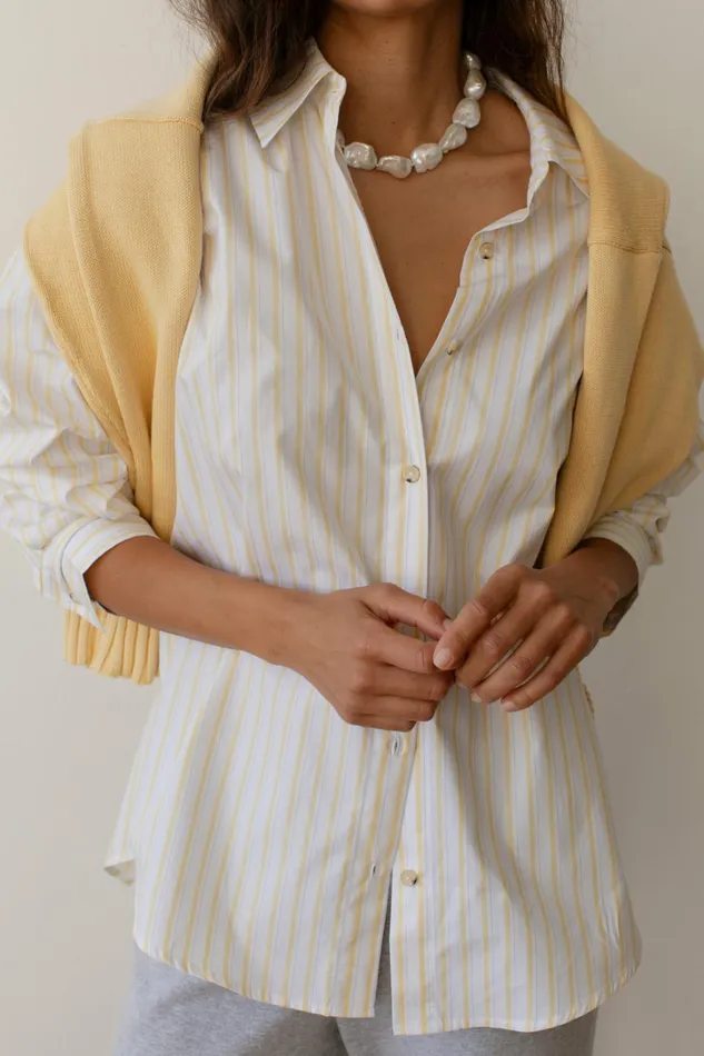 Women DONNI Tops The Pop Button Down