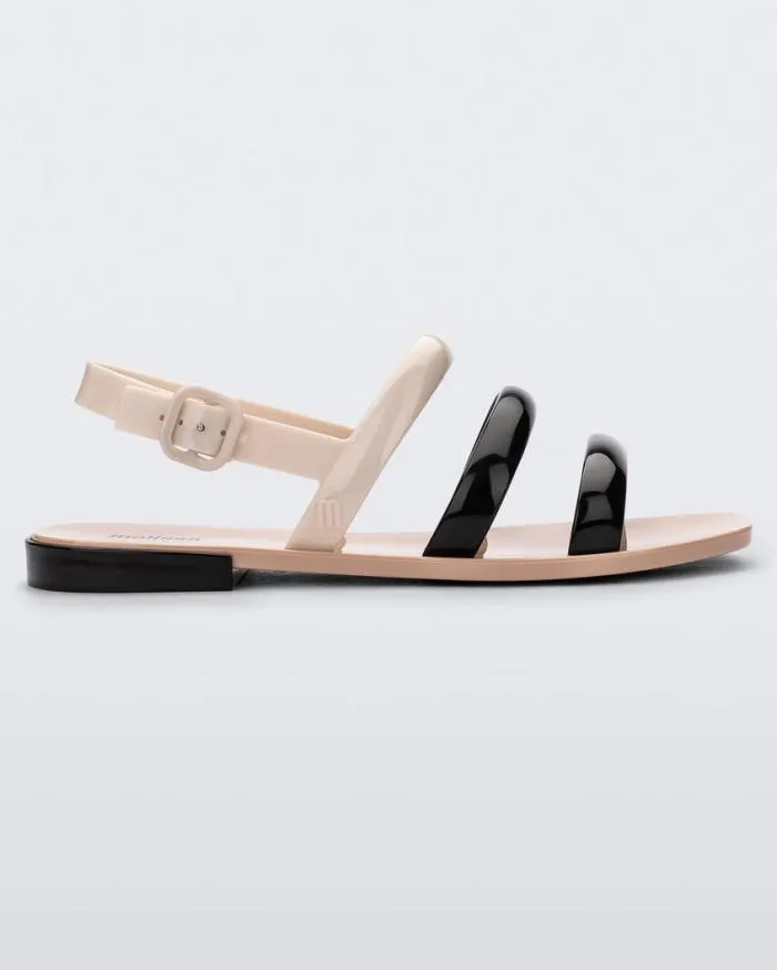 Women Essential Wave Beigeblack Melissa Sandals