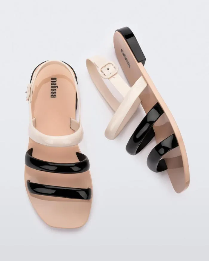Women Essential Wave Beigeblack Melissa Sandals