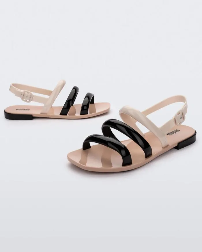 Women Essential Wave Beigeblack Melissa Sandals
