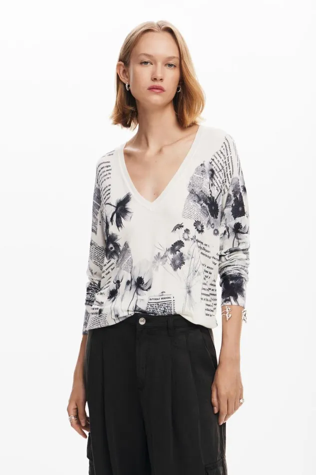 Women Jumpers Desigual Knitted Sweater With Text Print