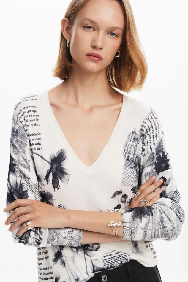 Women Jumpers Desigual Knitted Sweater With Text Print