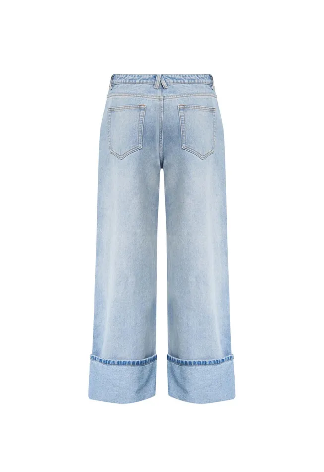 Women Lioness Fashion Denim TOP MODEL CUFFED JEAN Light Denim Women Lioness Fashion Denim TOP MODEL CUFFED JEAN Light Denim